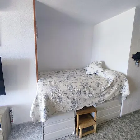 Garage Gratis Y En La Playa 알메리아