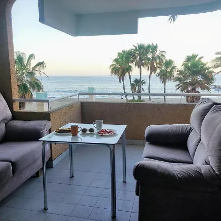 Garage Gratis Y En La Playa 아파트